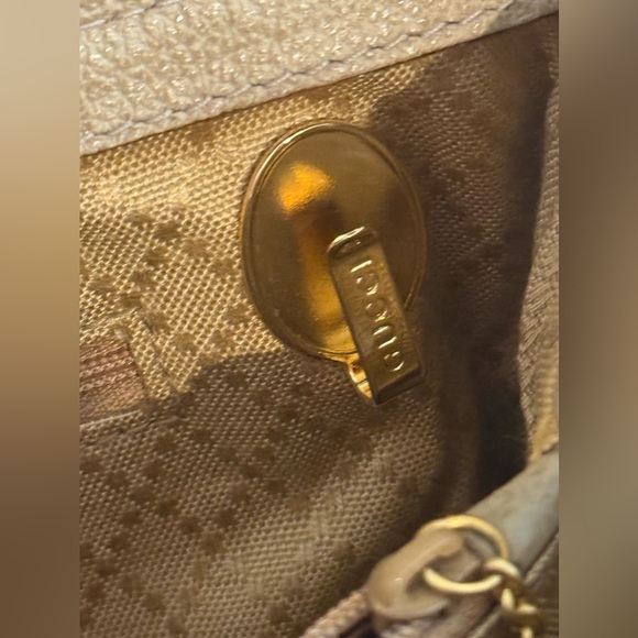 Elegant Tan Handbag with Bamboo Handle Purse As Is Please Look At Pictures Close - Picture 7 of 8